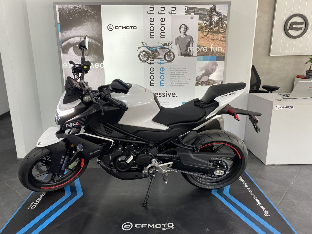 cf_moto_450_nk_devoto_id3335_20.JPG