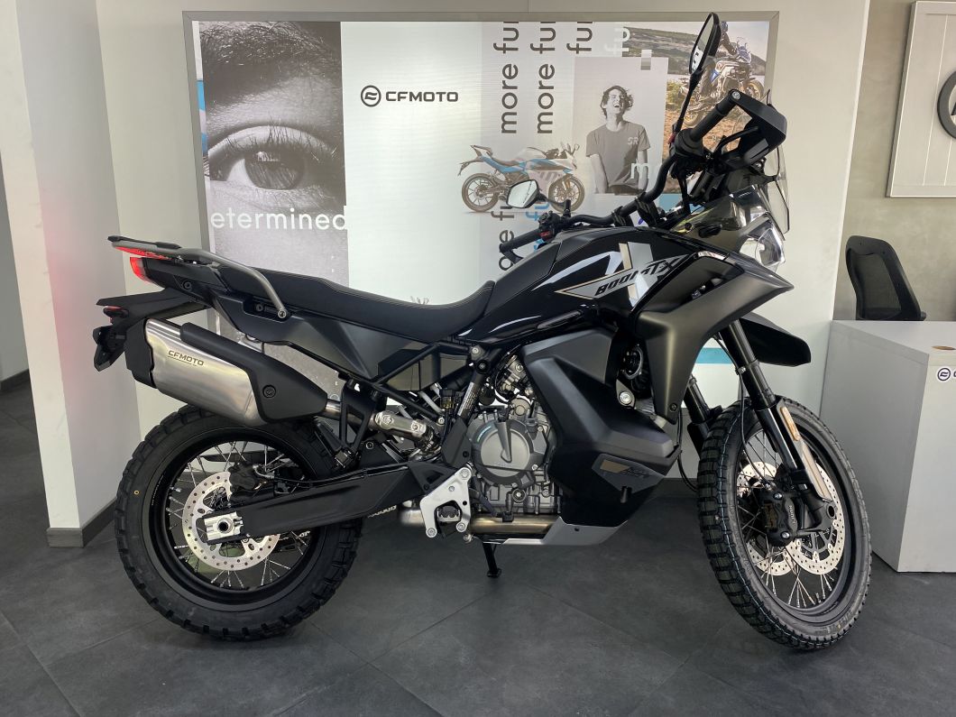 cf_moto_800_mt_x_touring_2026_id3864_new_devoto_1.JPG