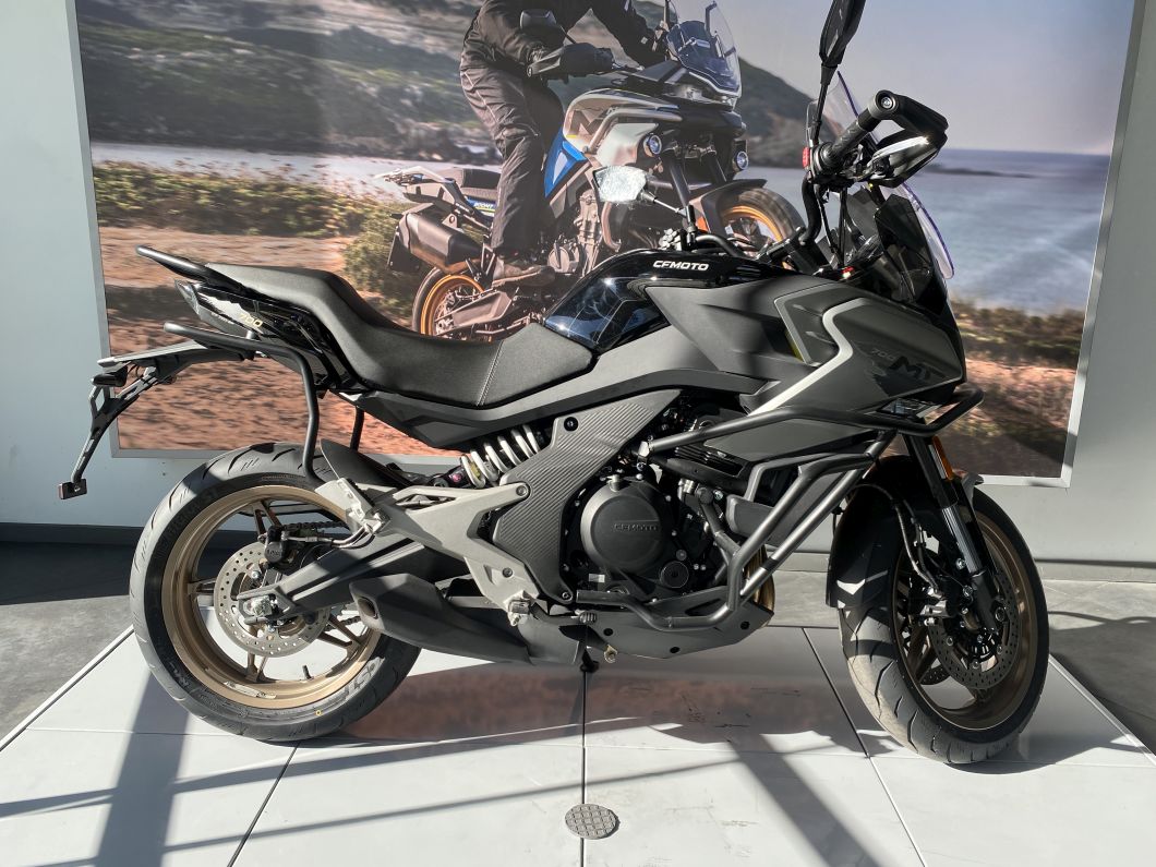 cfmoto_700_mt_2025_id3324_1.JPG