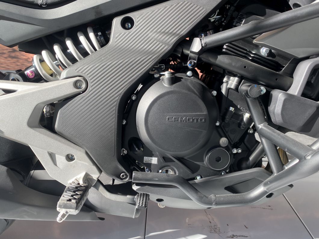 cfmoto_700_mt_2025_id3324_3.JPG